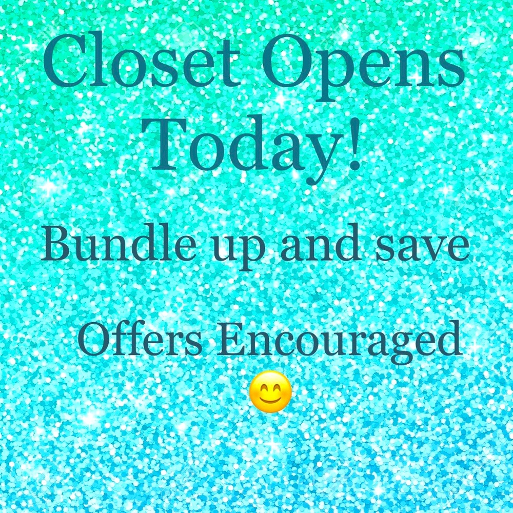 Ladies/ Women’s Clothing